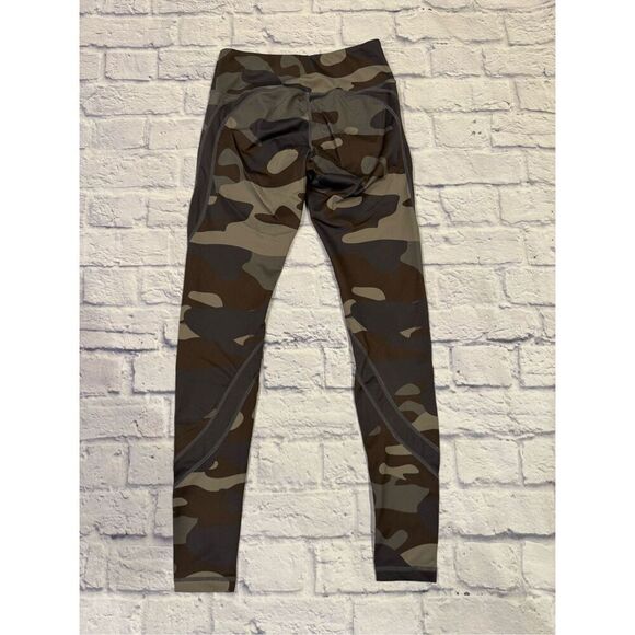 Violate the Dress Code ‘Vintage Camo’ High Waist Leggings in Gray/Green Small - Picture 5 of 5